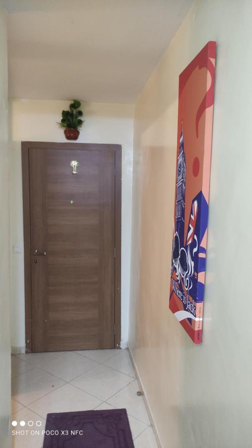 Apartment Beautiful Ground-floor With Portable Air Conditioning, Parking, And Free Wi-fi