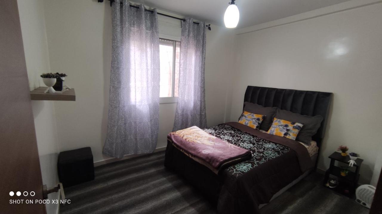 Beautiful Ground-floor With Portable Air Conditioning, Parking, And Free Wi-fi * 卡萨布兰卡